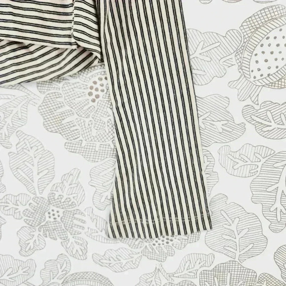 Free People Crewneck Henley‎ Crop Top striped Flare Sleeve Women's XS - Picture 3 of 7